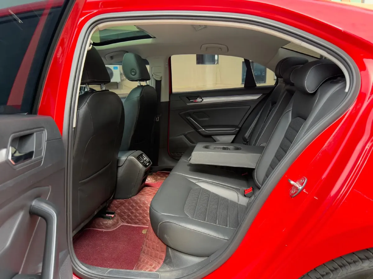 2019 Volkswagen Passat 1.4T 150HP L4 7DCT,autocango,china used car exporter,china ev exporter,chinese used car exporter,chinese used ev exporter