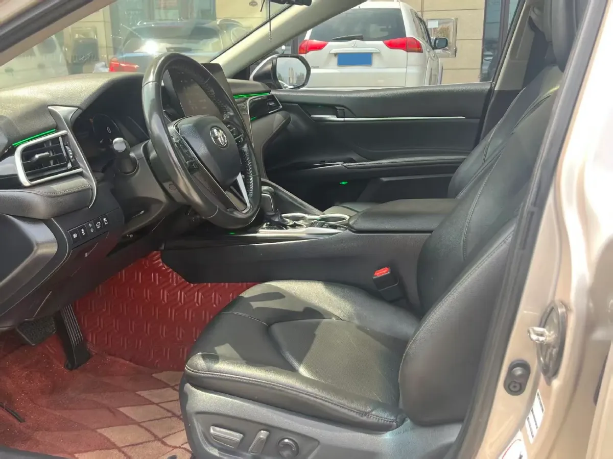 2021 Toyota Camry 2.5L 178HP L4 E-CVT Hybrid,autocango,china used car exporter,china ev exporter,chinese used car exporter,chinese used ev exporter