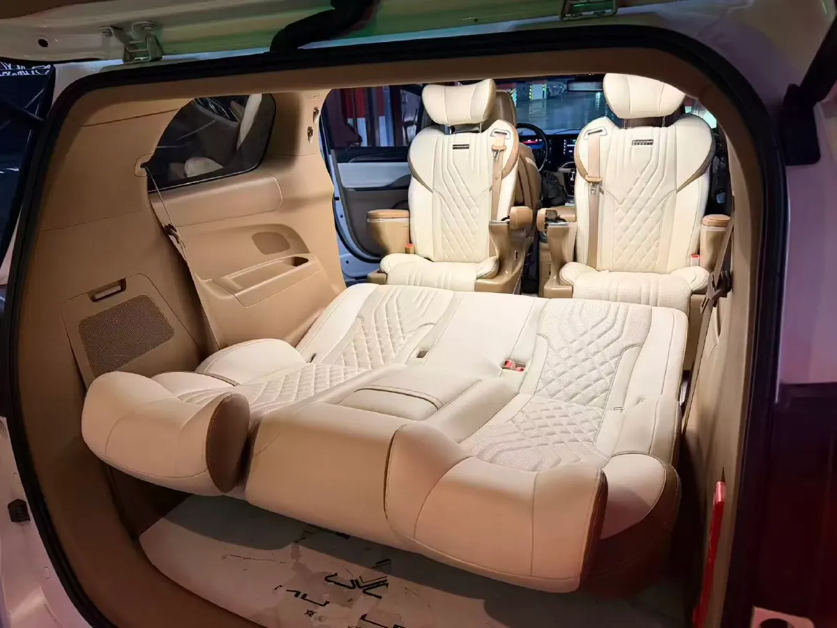 2021 Buick GL8 2.0T 237HP L4 9AT,autocango,china used car exporter,china ev exporter,chinese used car exporter,chinese used ev exporter