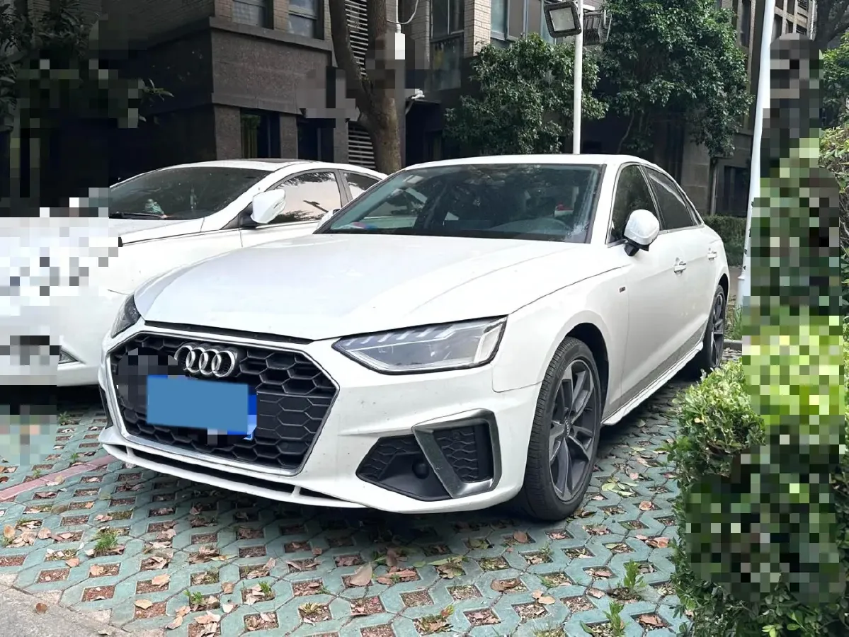 2020 Audi A4L 2.0T 190HP L4 7DCT,autocango,china used car exporter,china ev exporter,chinese used car exporter,chinese used ev exporter