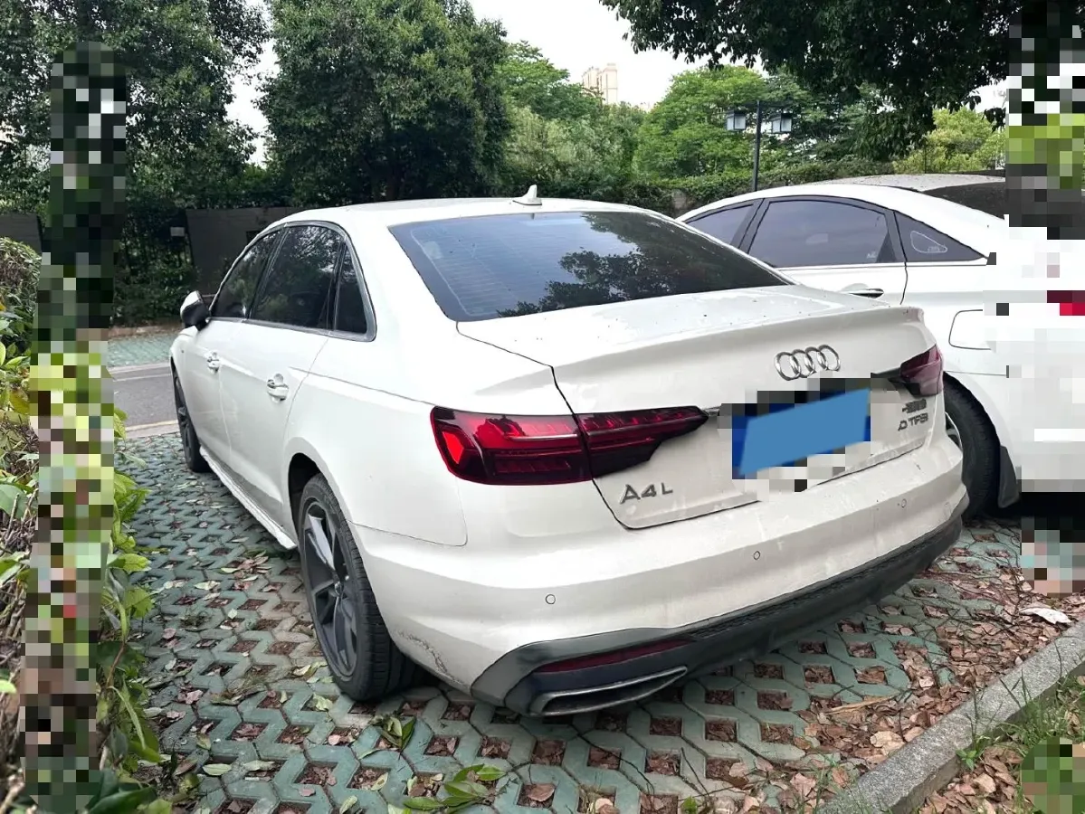 2020 Audi A4L 2.0T 190HP L4 7DCT,autocango,china used car exporter,china ev exporter,chinese used car exporter,chinese used ev exporter
