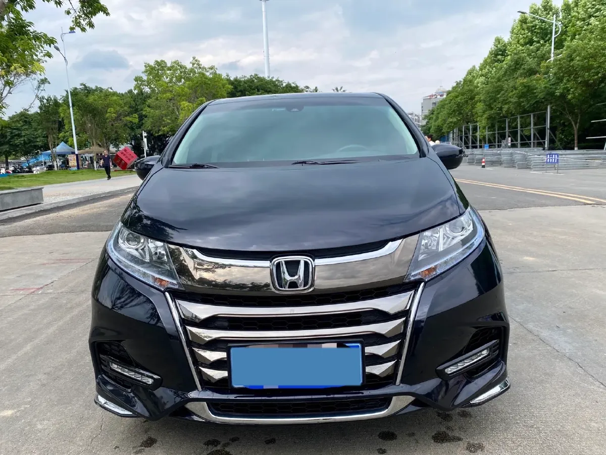 2021 Honda Odyssey 2.0L 146HP L4 E-CVT Hybrid,autocango,china used car exporter,china ev exporter,chinese used car exporter,chinese used ev exporter