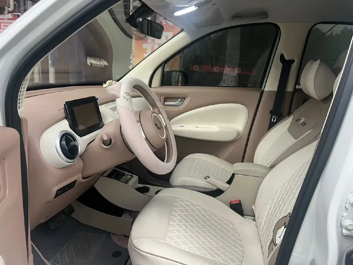 2025 WuLing HongGuang MINI EV BEV 16.2KWH,autocango,china used car exporter,china ev exporter,chinese used car exporter,chinese used ev exporter