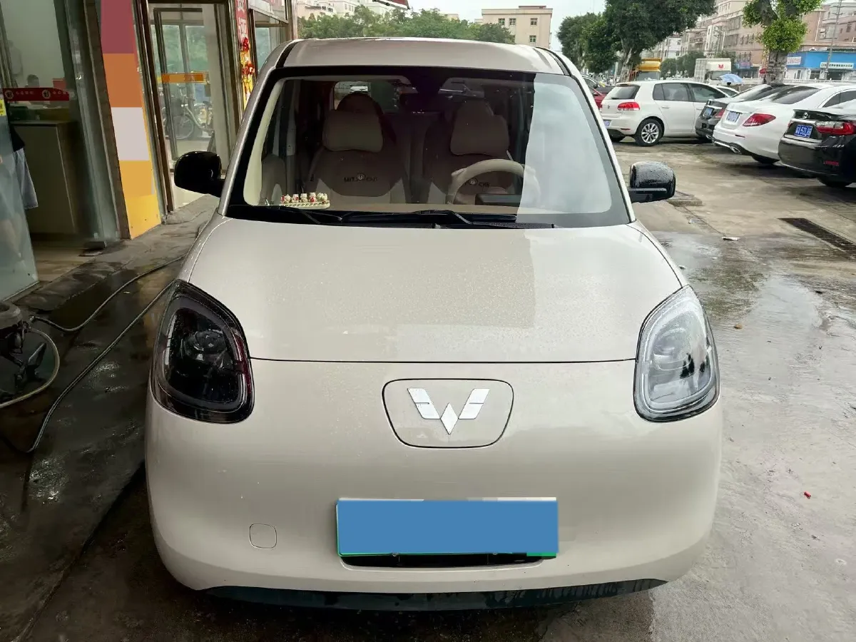 2025 WuLing HongGuang MINI EV BEV 16.2KWH,autocango,china used car exporter,china ev exporter,chinese used car exporter,chinese used ev exporter