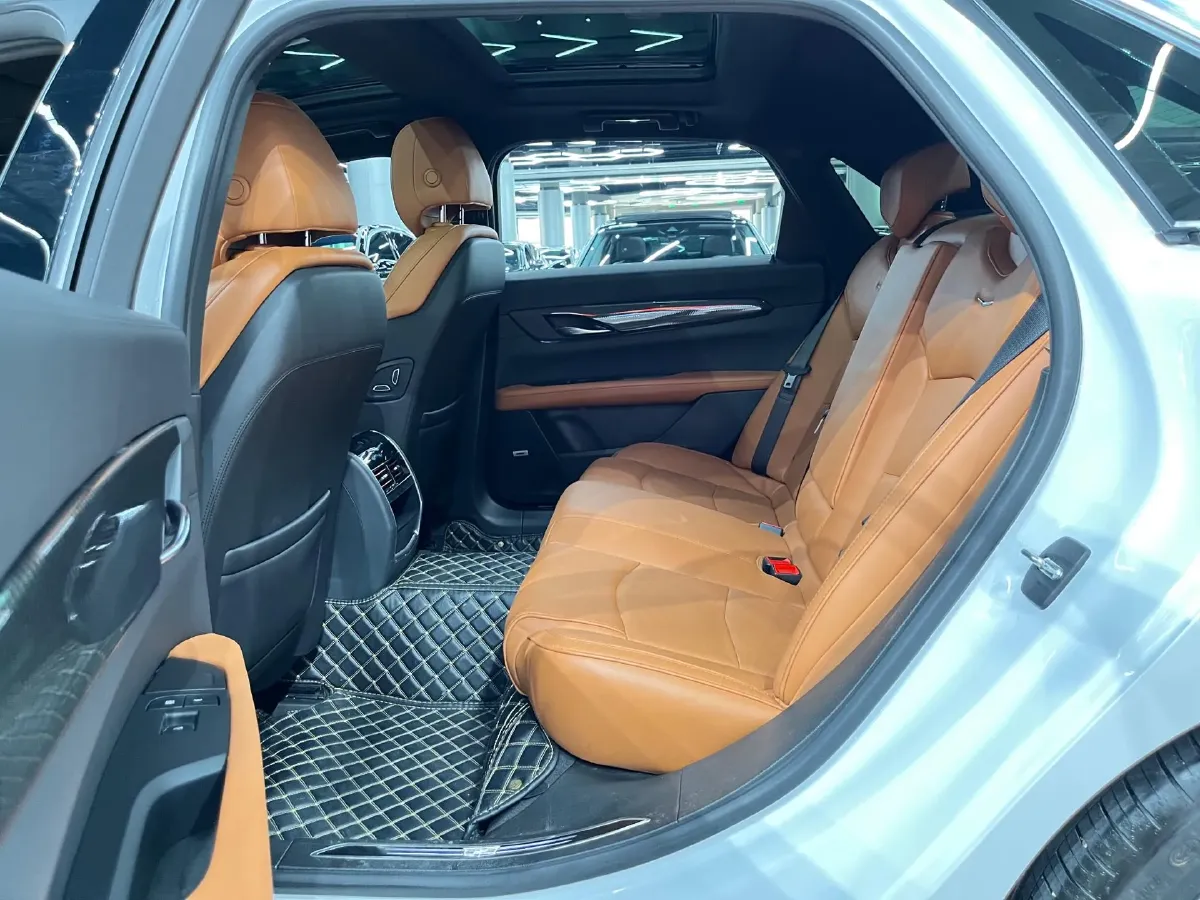 2022 Cadillac CT6 2.0T 237HP L4 10AT,autocango,china used car exporter,china ev exporter,chinese used car exporter,chinese used ev exporter