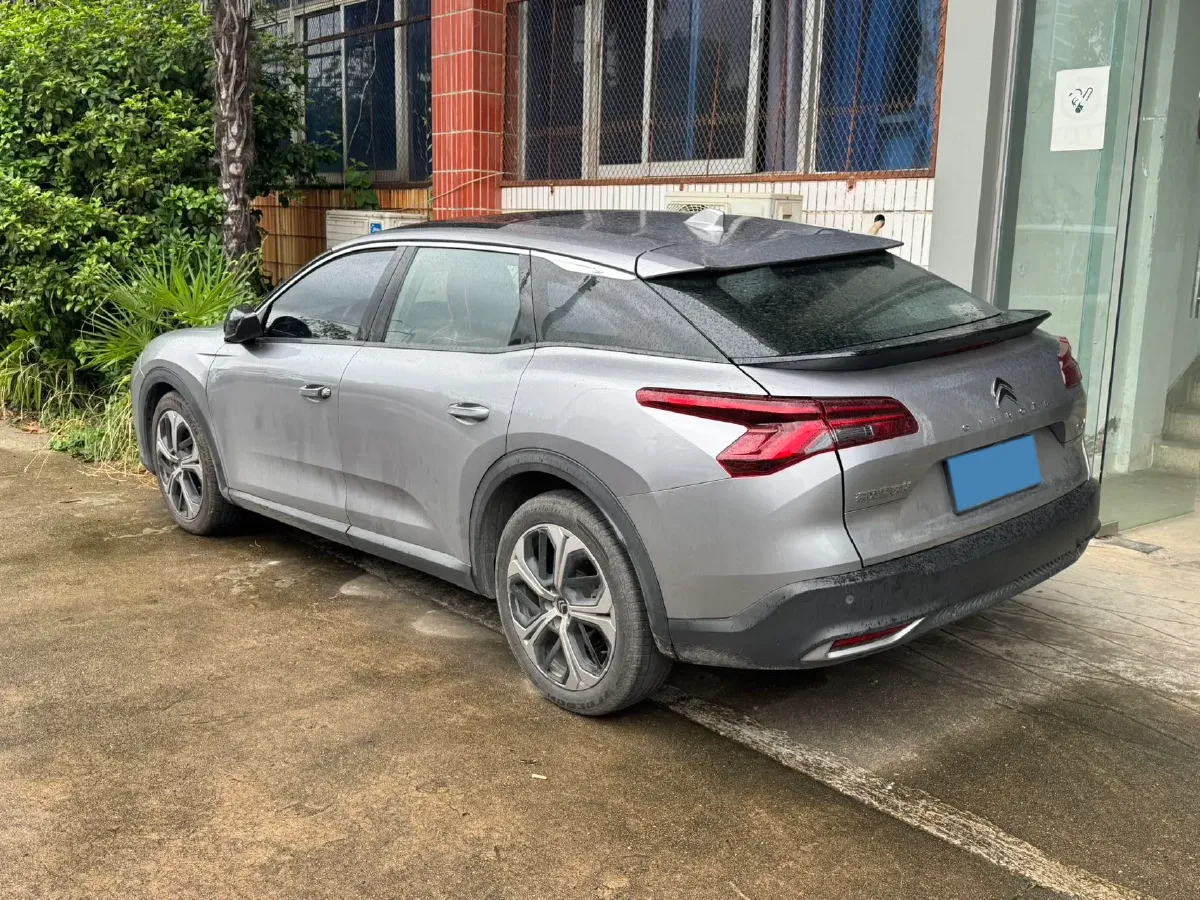 2021 Citroen C5 X 1.6T 175HP L4 8AT,autocango,china used car exporter,china ev exporter,chinese used car exporter,chinese used ev exporter