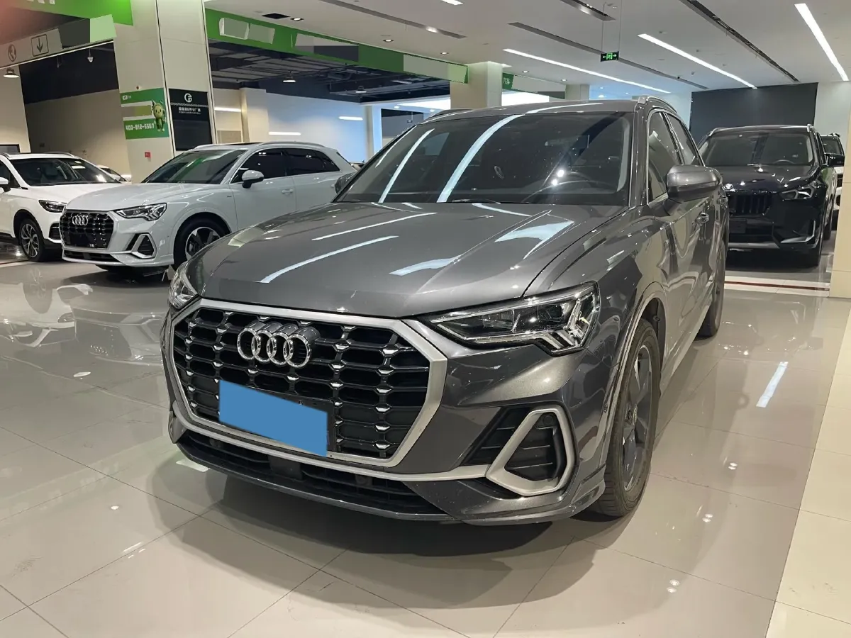 2023 Audi Q3 1.4T 150HP L4 7DCT,autocango,china used car exporter,china ev exporter,chinese used car exporter,chinese used ev exporter