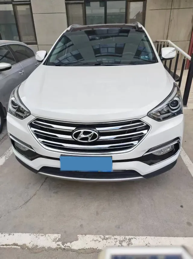 2017 Hyundai Santafe 2.0T 245HP L4 6AT,autocango,china used car exporter,china ev exporter,chinese used car exporter,chinese used ev exporter
