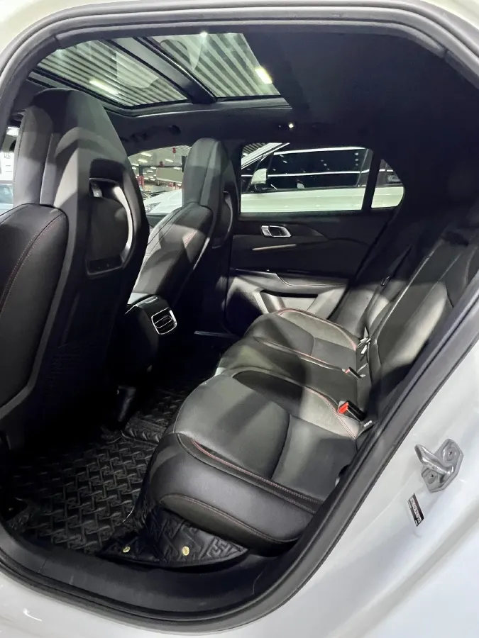 2019 LYNK&CO 03 2.0T 190HP L4 6AT,autocango,china used car exporter,china ev exporter,chinese used car exporter,chinese used ev exporter