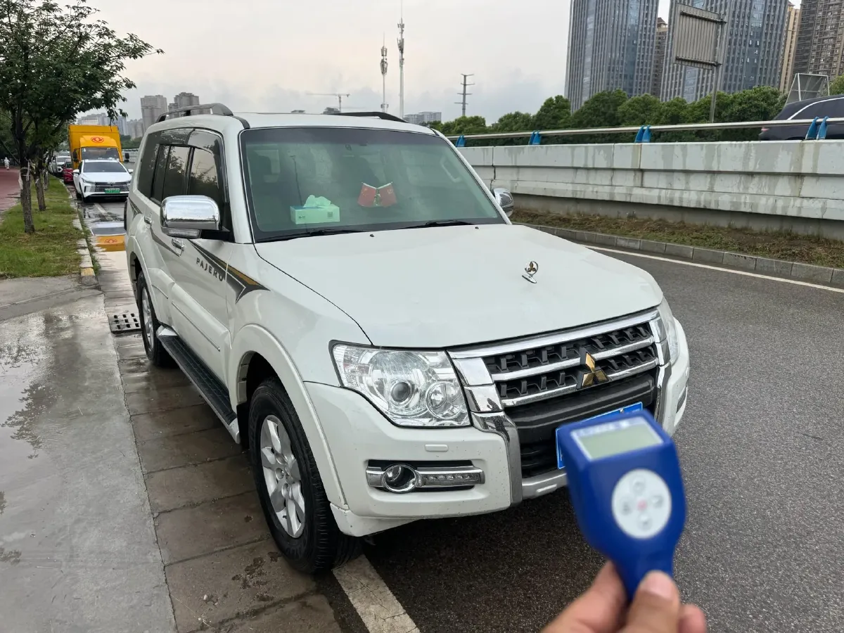 2018 Mitsubishi Pajero 3.0L 174HP V6 5AT,autocango,china used car exporter,china ev exporter,chinese used car exporter,chinese used ev exporter