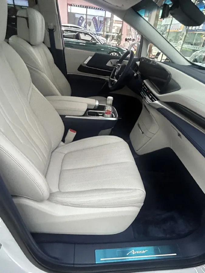 2025 Buick Century 2.0T 237HP L4 9AT,autocango,china used car exporter,china ev exporter,chinese used car exporter,chinese used ev exporter