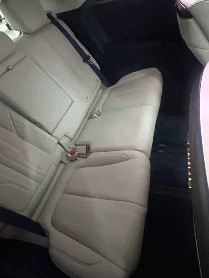 2025 Buick Century 2.0T 237HP L4 9AT,autocango,china used car exporter,china ev exporter,chinese used car exporter,chinese used ev exporter
