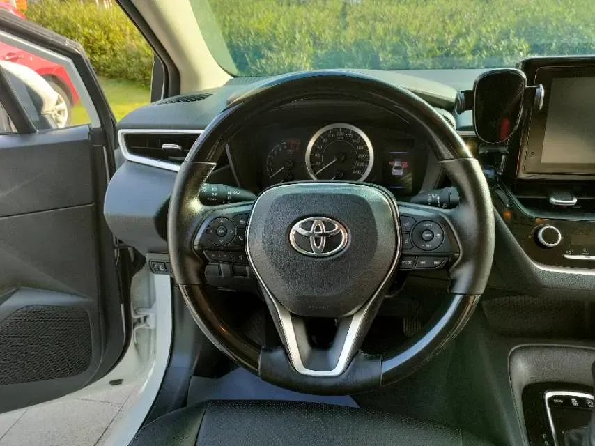 2021 Toyota Corolla 1.2T 116HP L4 CVT,autocango,china used car exporter,china ev exporter,chinese used car exporter,chinese used ev exporter