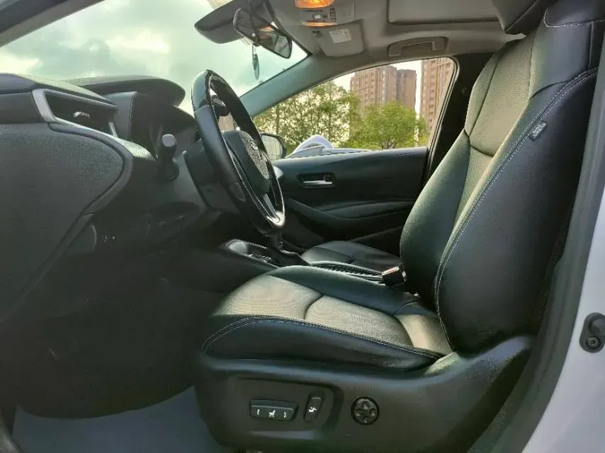 2021 Toyota Corolla 1.2T 116HP L4 CVT,autocango,china used car exporter,china ev exporter,chinese used car exporter,chinese used ev exporter