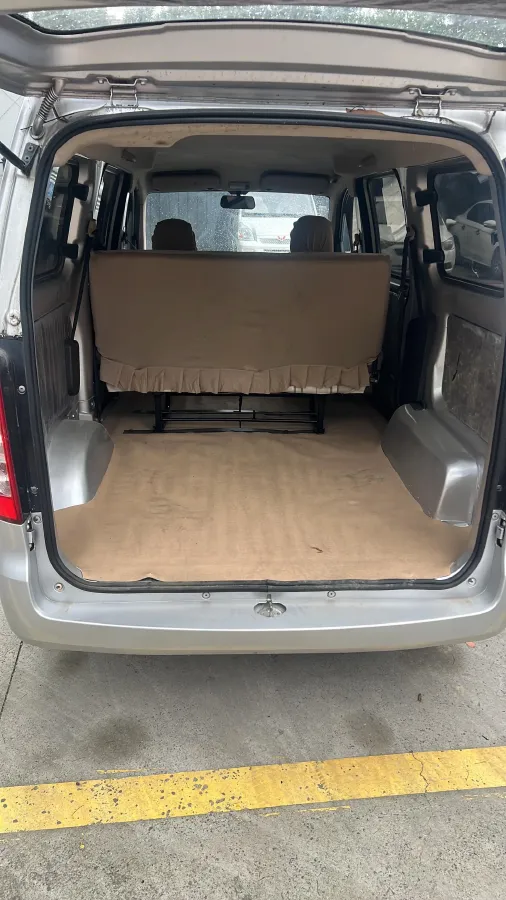 2019 WuLing HongGuang V 1.5L 99HP L4 6MT,autocango,china used car exporter,china ev exporter,chinese used car exporter,chinese used ev exporter