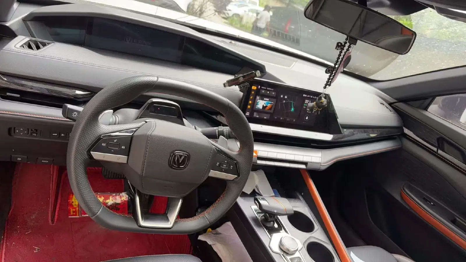 2022 ChangAn UNI-V 1.5T 188HP L4 7DCT,autocango,china used car exporter,china ev exporter,chinese used car exporter,chinese used ev exporter