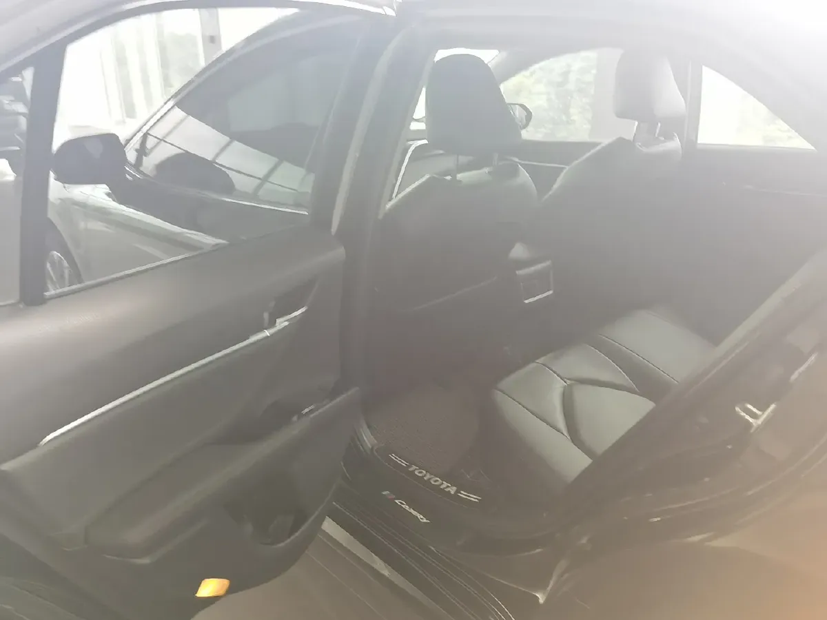 2022 Toyota Camry 2.0L 178HP L4 CVT,autocango,china used car exporter,china ev exporter,chinese used car exporter,chinese used ev exporter