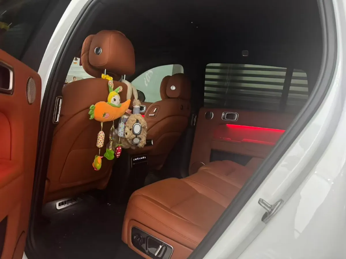 2023 Hyundai Palisade 3.5L 272HP V6 8AT,autocango,china used car exporter,china ev exporter,chinese used car exporter,chinese used ev exporter