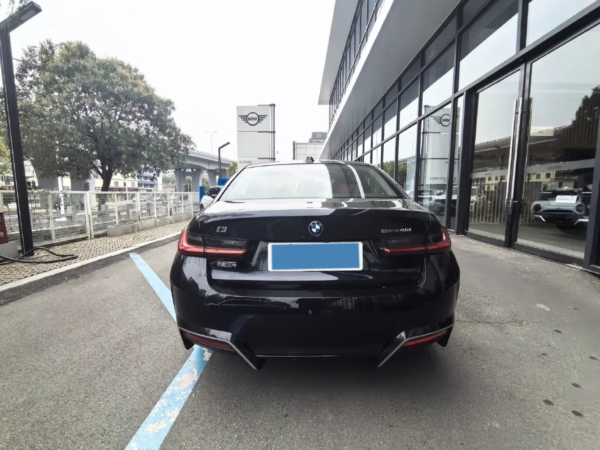 2025 BMW i3 BEV 79.05KWH,autocango,china used car exporter,china ev exporter,chinese used car exporter,chinese used ev exporter