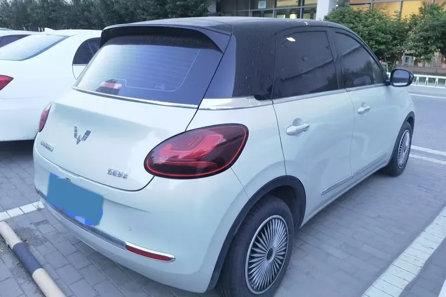 2023 WuLing BinGuo BEV 17.3KWH,autocango,china used car exporter,china ev exporter,chinese used car exporter,chinese used ev exporter