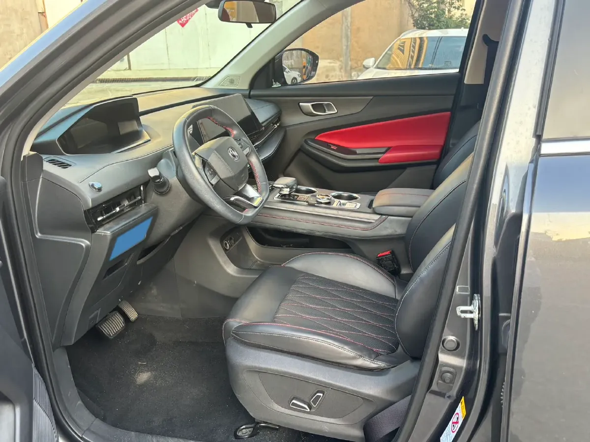 2022 ChangAn CS55 Plus 1.5T 180HP L4 7DCT,autocango,china used car exporter,china ev exporter,chinese used car exporter,chinese used ev exporter