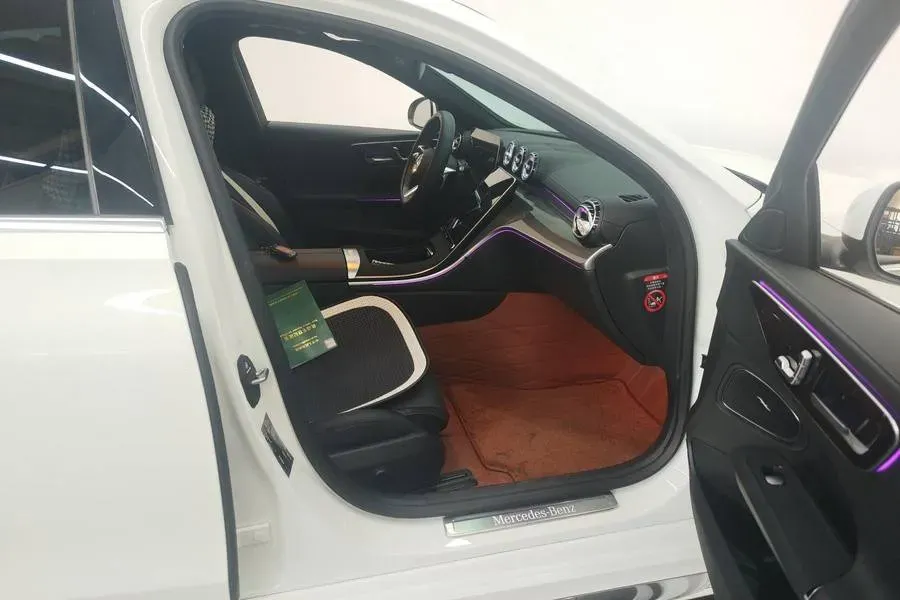 2024 Mercedes-Benz C Class 1.5T 204HP L4 9AT,autocango,china used car exporter,china ev exporter,chinese used car exporter,chinese used ev exporter
