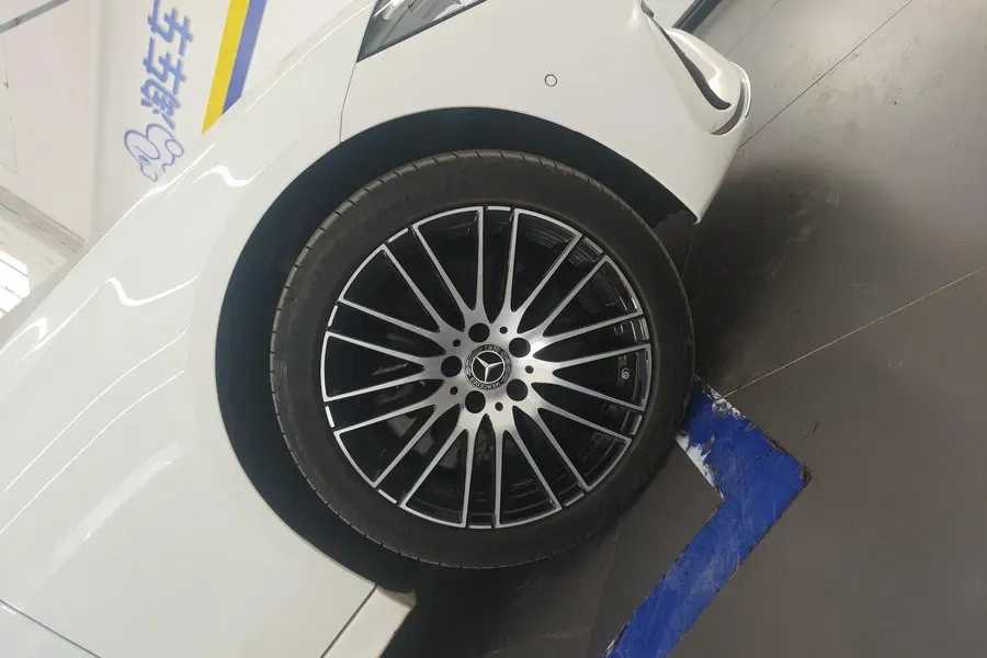 2024 Mercedes-Benz C Class 1.5T 204HP L4 9AT,autocango,china used car exporter,china ev exporter,chinese used car exporter,chinese used ev exporter