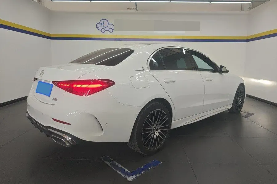 2024 Mercedes-Benz C Class 1.5T 204HP L4 9AT,autocango,china used car exporter,china ev exporter,chinese used car exporter,chinese used ev exporter