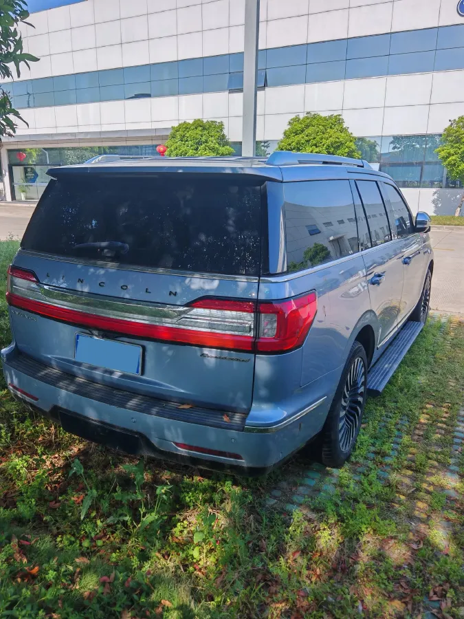 2020 Lincoln Navigator 3.5T 388HP V6 10AT,autocango,china used car exporter,china ev exporter,chinese used car exporter,chinese used ev exporter