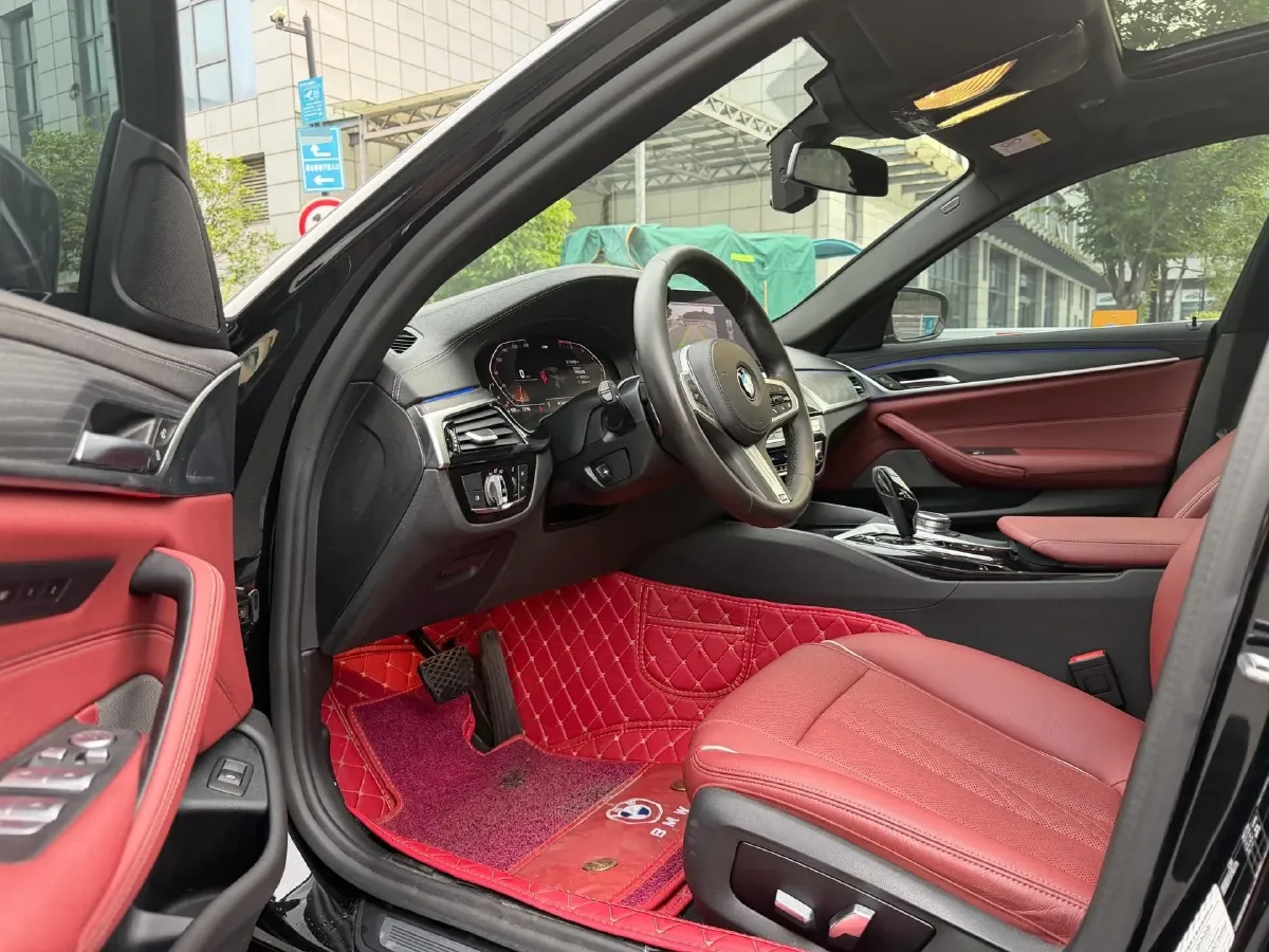 2021 BMW 5 Series 2.0T 252HP L4 8AT,autocango,china used car exporter,china ev exporter,chinese used car exporter,chinese used ev exporter