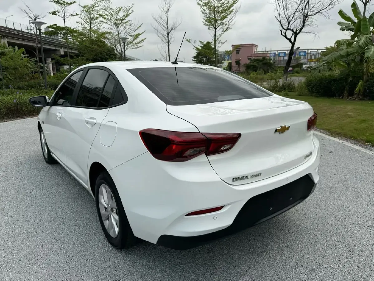 2021 Chevrolet Cavalier 1.0T 125HP L3 6AT,autocango,china used car exporter,china ev exporter,chinese used car exporter,chinese used ev exporter
