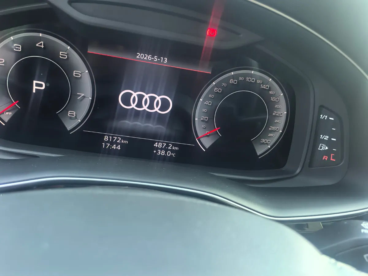 2024 Audi Q7 3.0T 340HP V6 8AT,autocango,china used car exporter,china ev exporter,chinese used car exporter,chinese used ev exporter