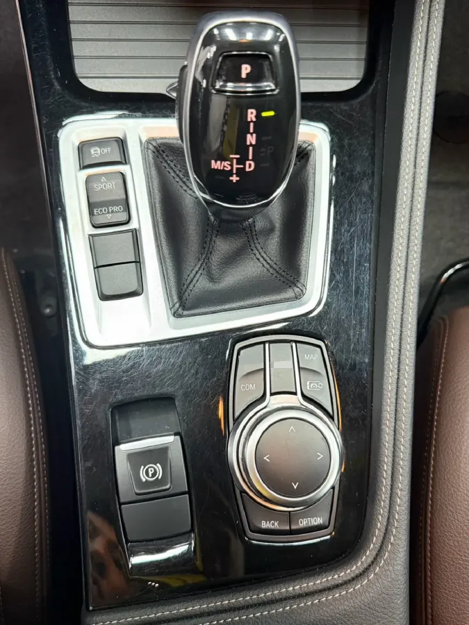 2022 BMW 1 Series 1.5T 140HP L3 7DCT,autocango,china used car exporter,china ev exporter,chinese used car exporter,chinese used ev exporter