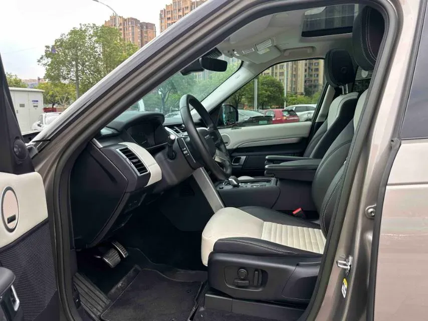 2023 Land Rover Discovery 3.0T 360HP L6 8AT,autocango,china used car exporter,china ev exporter,chinese used car exporter,chinese used ev exporter