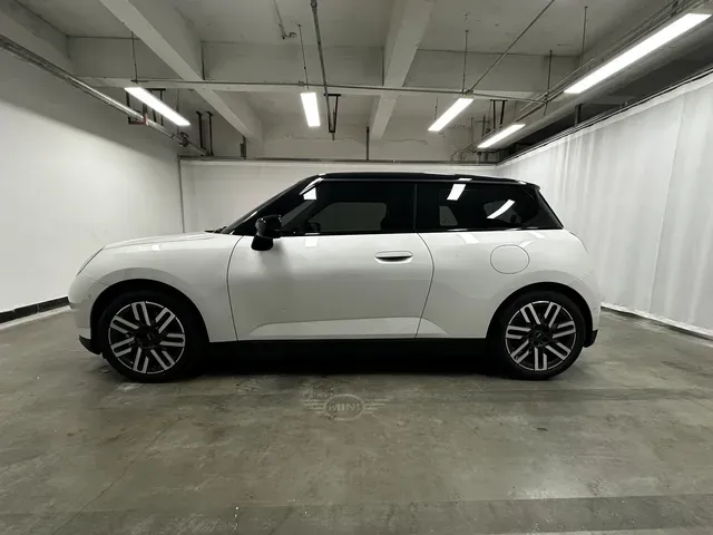 2025 MINI COOPER BEV 51.5KWH,autocango,china used car exporter,china ev exporter,chinese used car exporter,chinese used ev exporter
