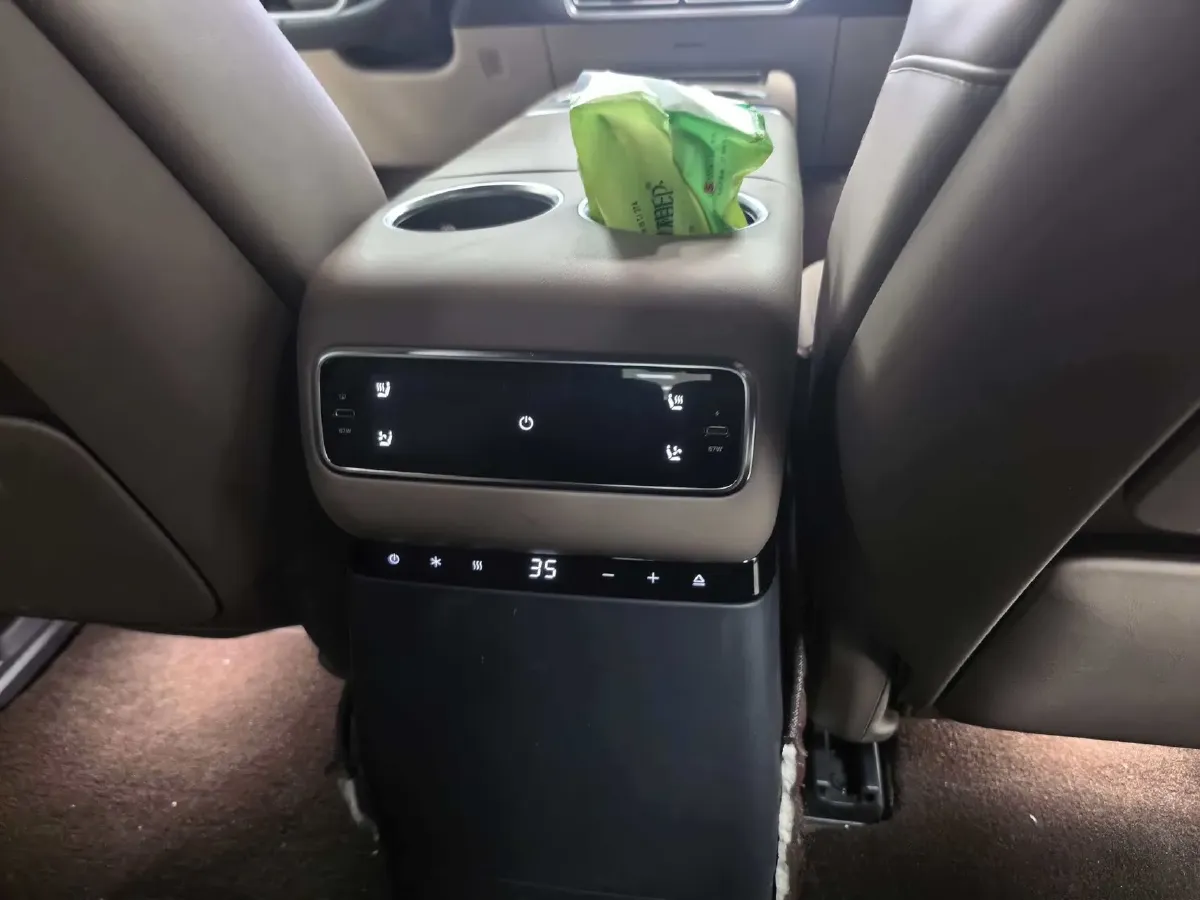 2025 Li L9 Range Extended 154HP REEV,autocango,china used car exporter,china ev exporter,chinese used car exporter,chinese used ev exporter