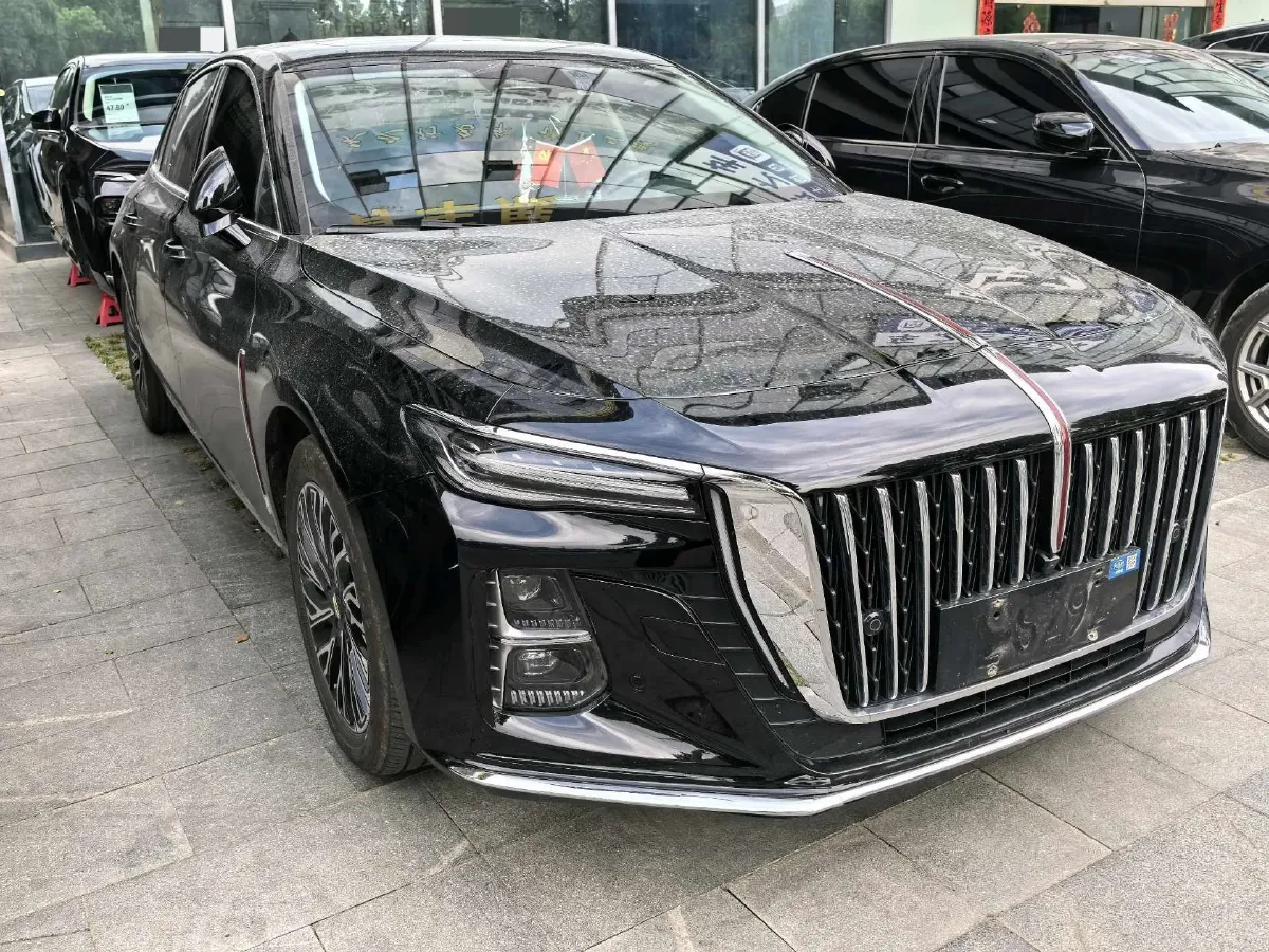 2024 HongQi H5 2.0T 224HP L4 8AT,autocango,china used car exporter,china ev exporter,chinese used car exporter,chinese used ev exporter