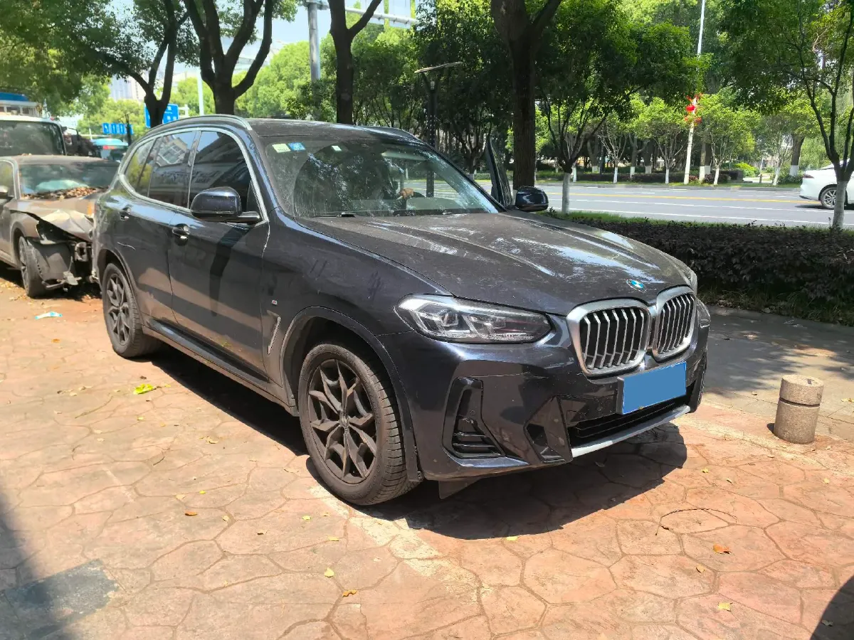 2022 BMW X3 2.0T 184HP L4 8AT,autocango,china used car exporter,china ev exporter,chinese used car exporter,chinese used ev exporter