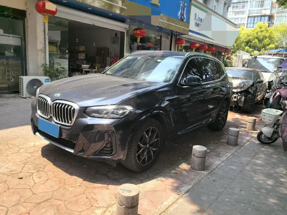 2022 BMW X3 2.0T 184HP L4 8AT,autocango,china used car exporter,china ev exporter,chinese used car exporter,chinese used ev exporter