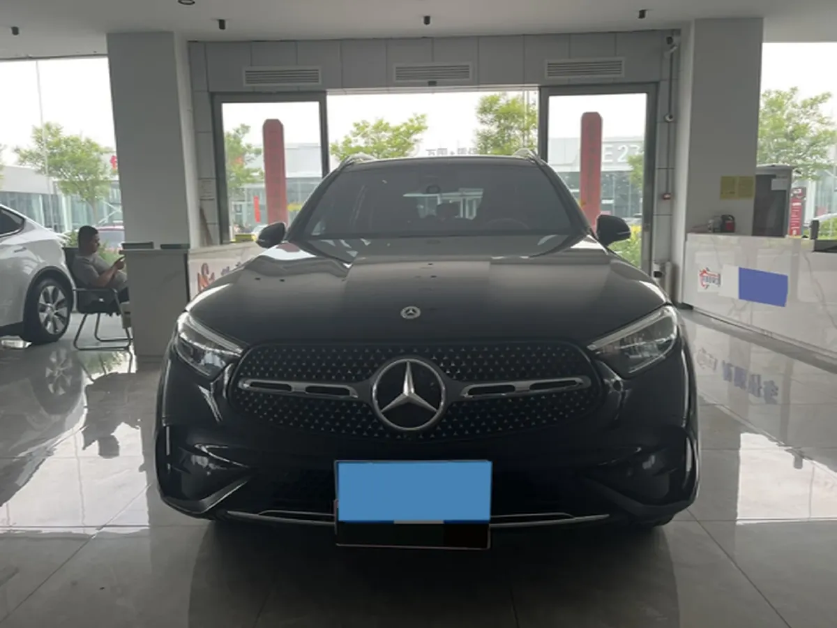 2024 Mercedes-Benz GLC Class 2.0T 258HP L4 9AT,autocango,china used car exporter,china ev exporter,chinese used car exporter,chinese used ev exporter