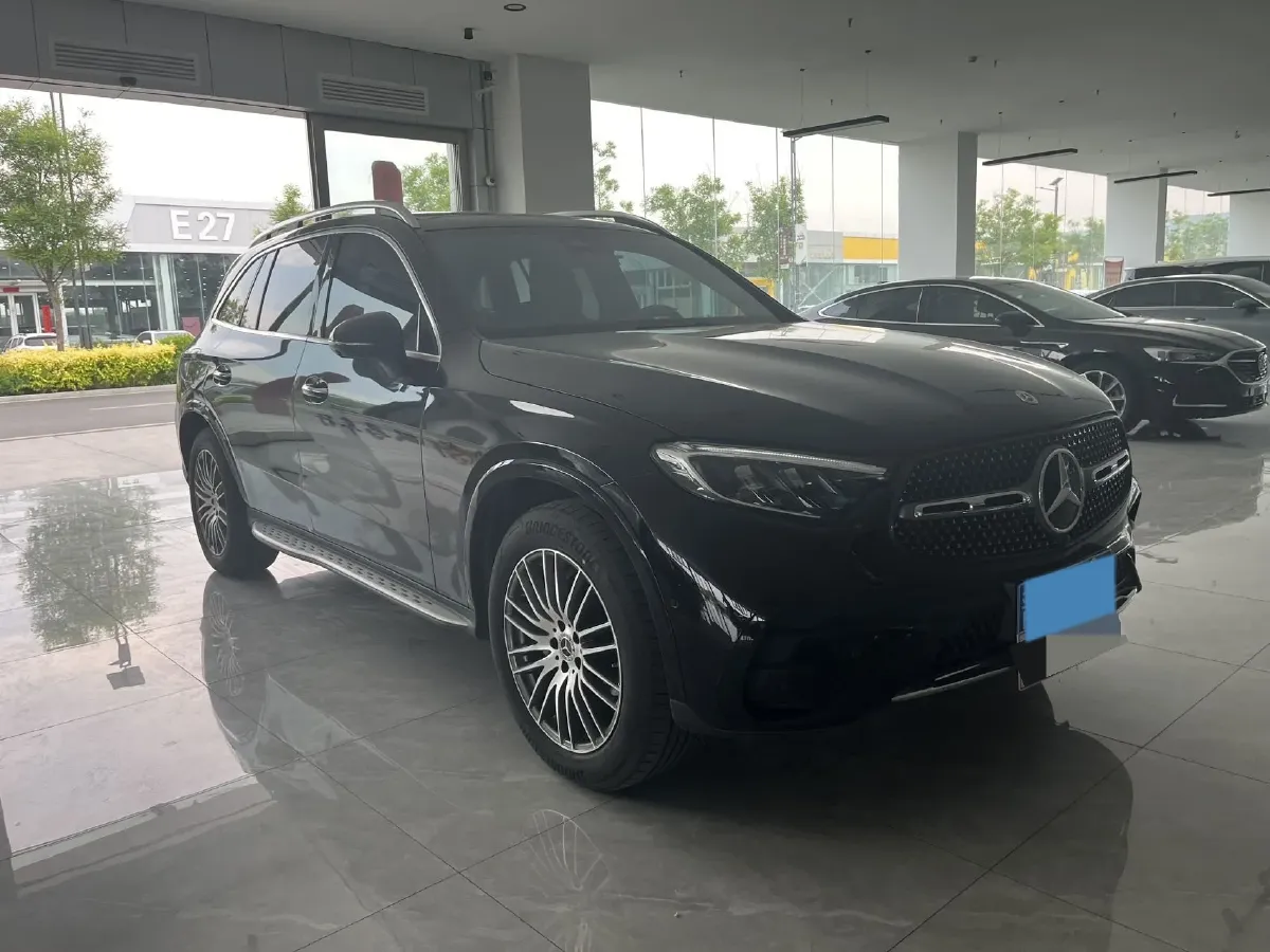 2024 Mercedes-Benz GLC Class 2.0T 258HP L4 9AT,autocango,china used car exporter,china ev exporter,chinese used car exporter,chinese used ev exporter