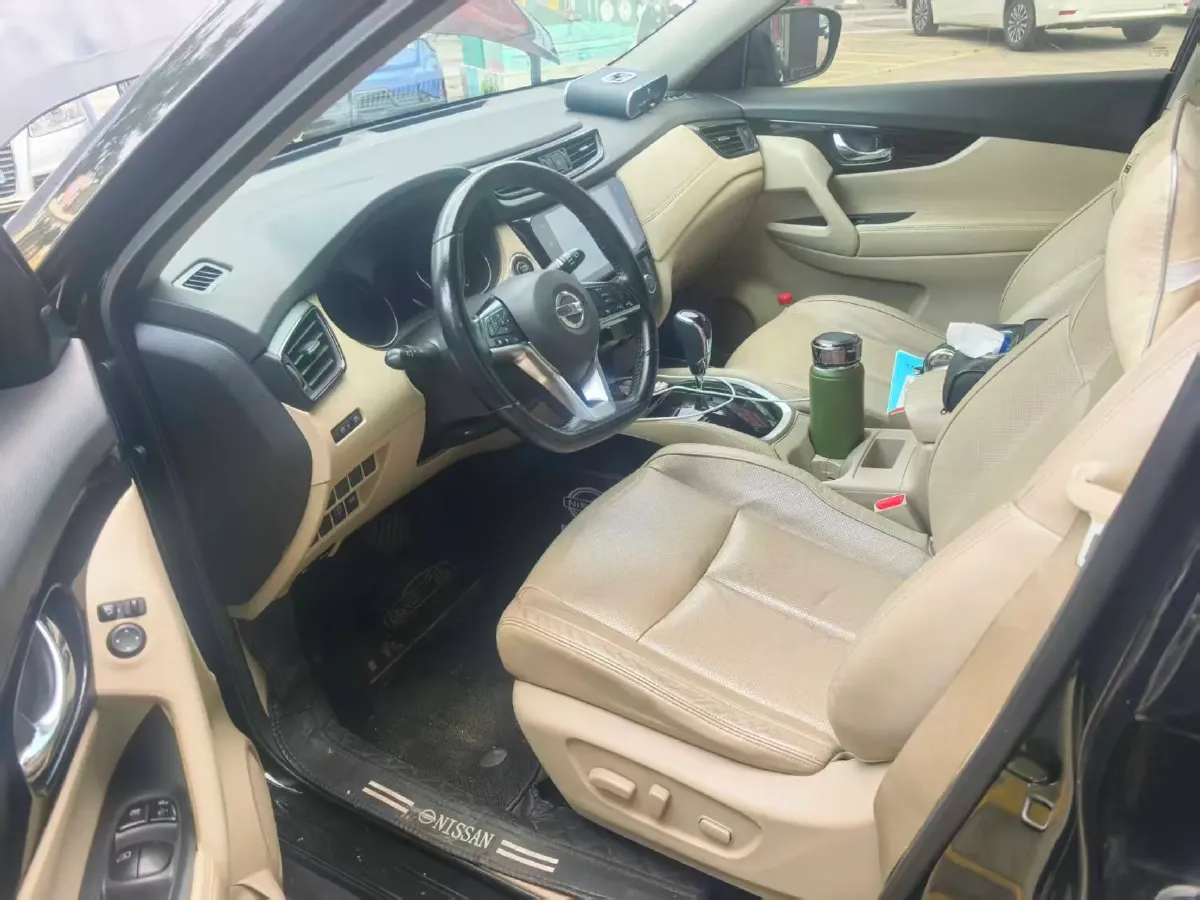 2019 Nissan X-Trail 2.0L 154HP L4 CVT,autocango,china used car exporter,china ev exporter,chinese used car exporter,chinese used ev exporter