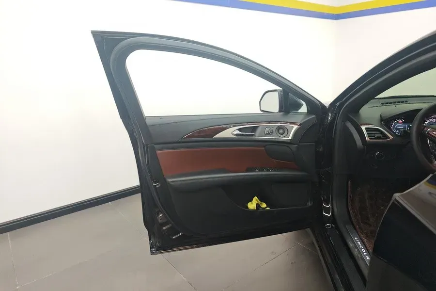 2017 Lincoln MKZ 2.0T 253HP L4 6AT,autocango,china used car exporter,china ev exporter,chinese used car exporter,chinese used ev exporter