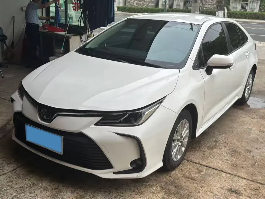 2021 Toyota Corolla 1.2T 116HP L4 CVT,autocango,china used car exporter,china ev exporter,chinese used car exporter,chinese used ev exporter