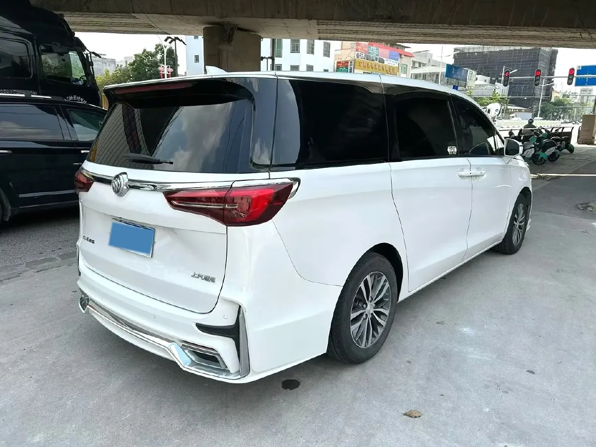 2022 Buick GL8 2.0T 237HP L4 9AT,autocango,china used car exporter,china ev exporter,chinese used car exporter,chinese used ev exporter