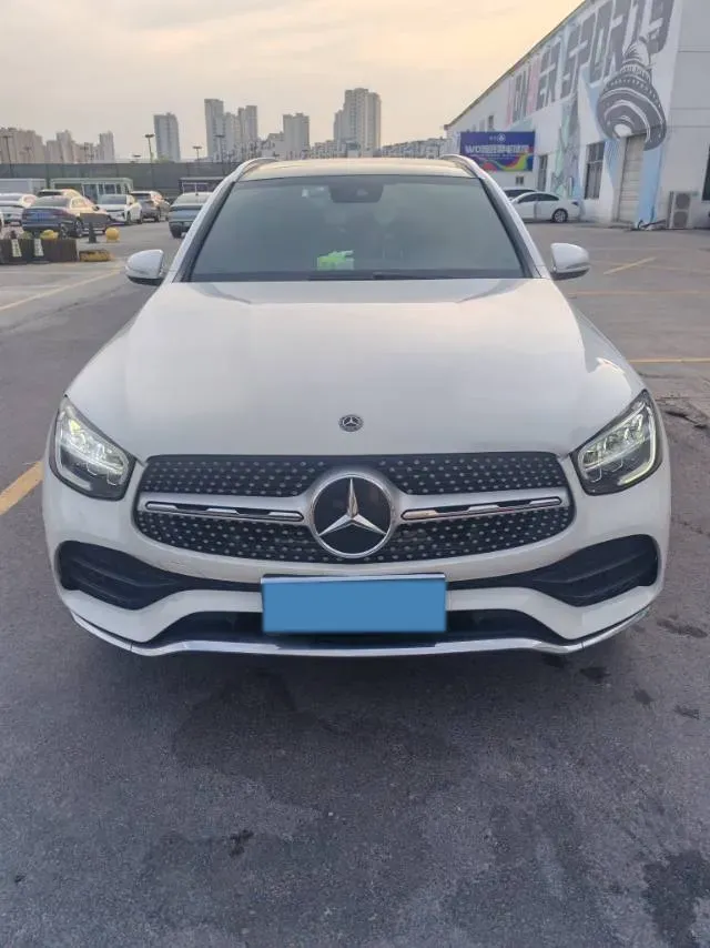 2021 Mercedes-Benz GLC Class 2.0T 258HP L4 9AT,autocango,china used car exporter,china ev exporter,chinese used car exporter,chinese used ev exporter