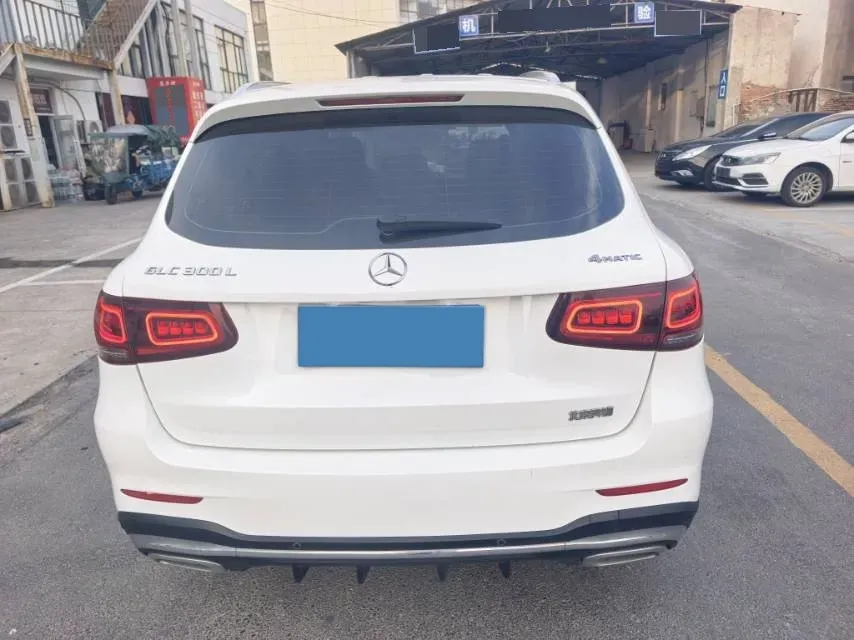 2021 Mercedes-Benz GLC Class 2.0T 258HP L4 9AT,autocango,china used car exporter,china ev exporter,chinese used car exporter,chinese used ev exporter