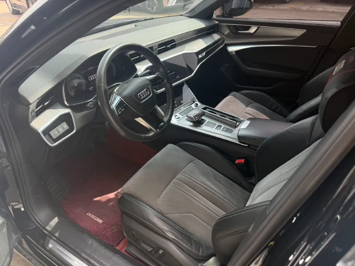 2021 Audi A6L 2.0T 224HP L4 7DCT,autocango,china used car exporter,china ev exporter,chinese used car exporter,chinese used ev exporter