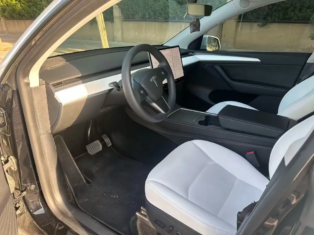 2021 MINI COUNTRYMAN 1.5T 136HP L3 8AT,autocango,china used car exporter,china ev exporter,chinese used car exporter,chinese used ev exporter