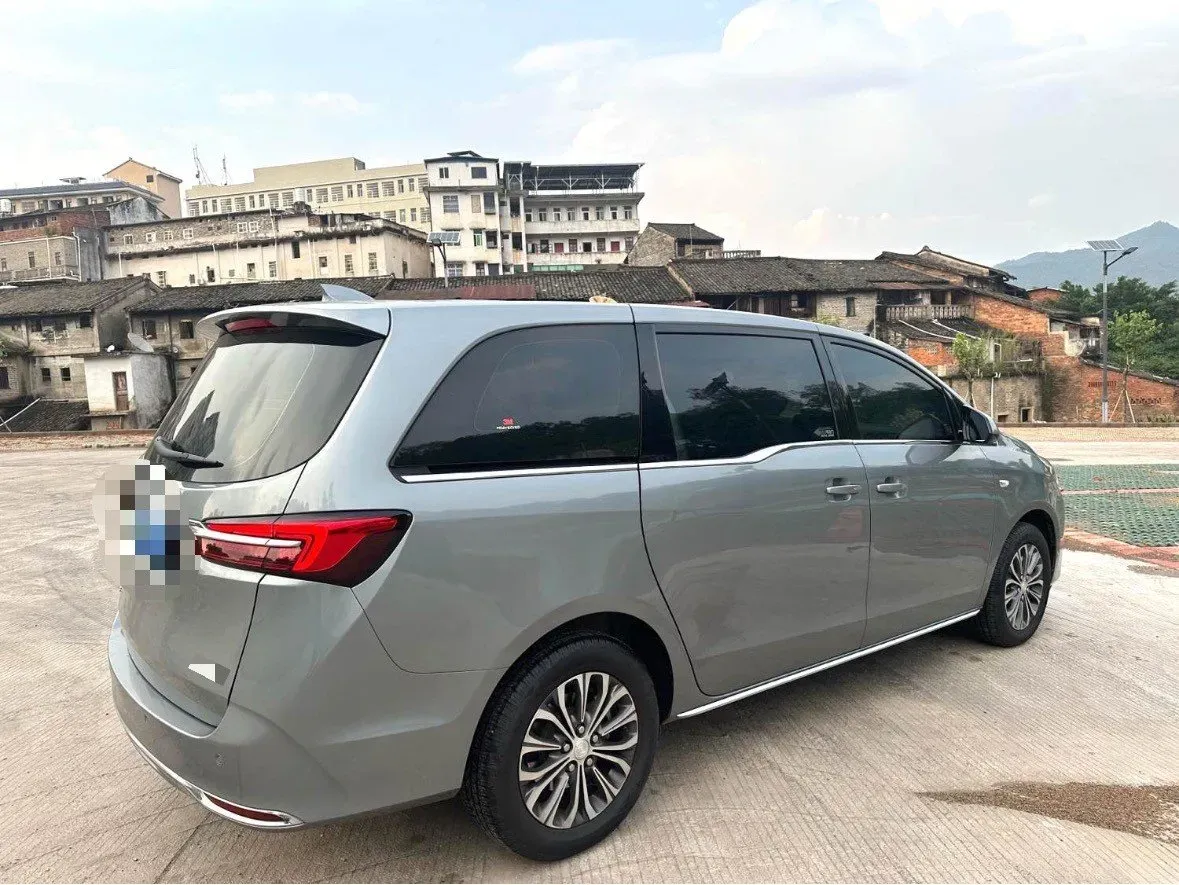 2023 Buick GL8 2.0T 237HP L4 9AT,autocango,china used car exporter,china ev exporter,chinese used car exporter,chinese used ev exporter